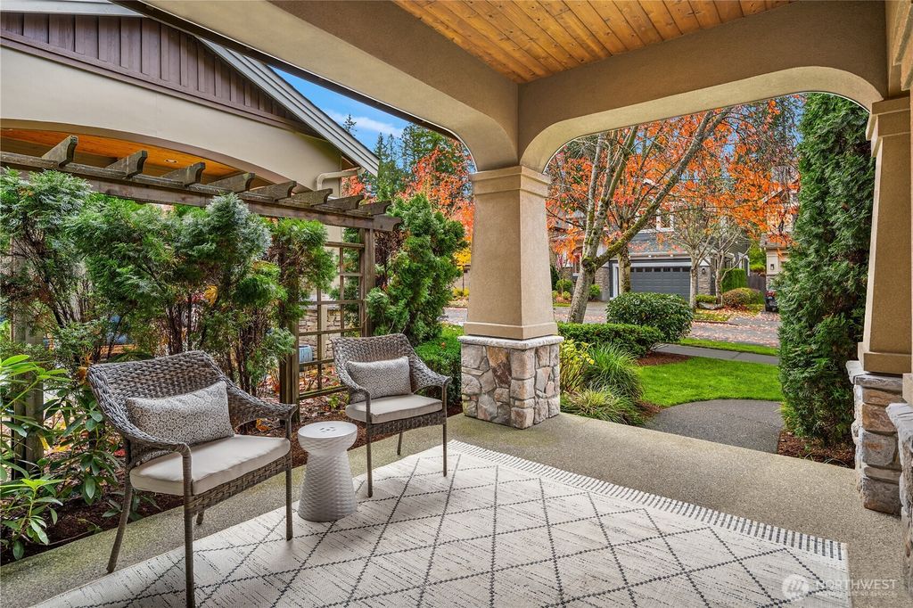 Photo of 2884 258th Place SE, Sammamish, WA 98075 (MLS # 2453244)