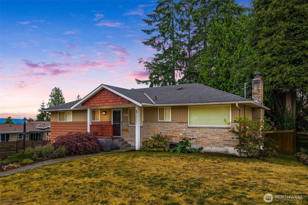 Photo of 10711 NE 194th Street, Bothell, WA 98011 (MLS # 2390432)