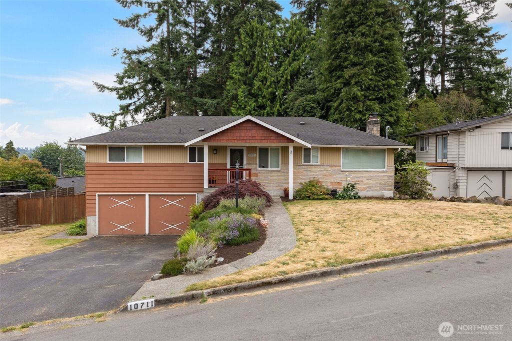 Photo of 10711 NE 194th Street, Bothell, WA 98011 (MLS # 2390432)