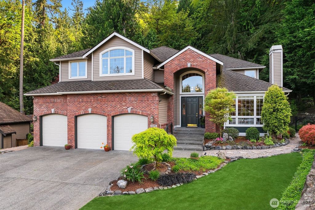 Photo of 5695 193rd Place SE, Issaquah, WA 98027 (MLS # 2368966)