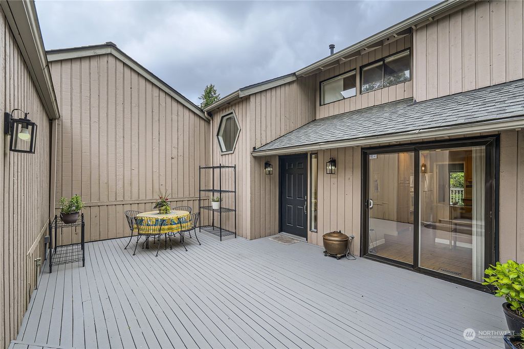 Photo of 2934 Kennewick Place NE, Renton, WA 98056 (MLS # 2247762)