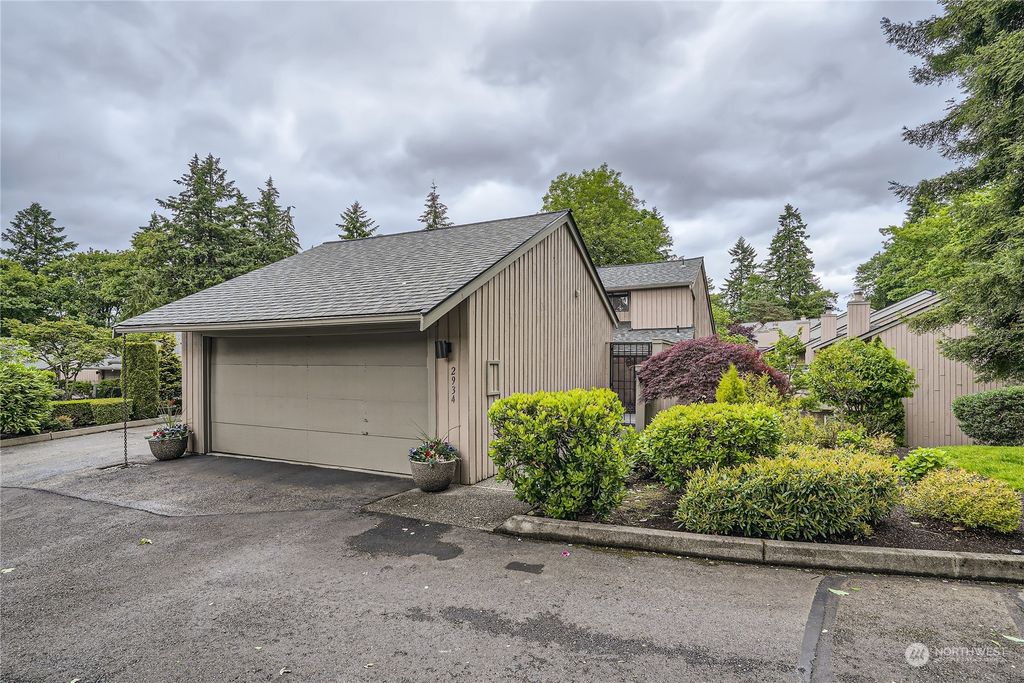 Photo of 2934 Kennewick Place NE, Renton, WA 98056 (MLS # 2247762)