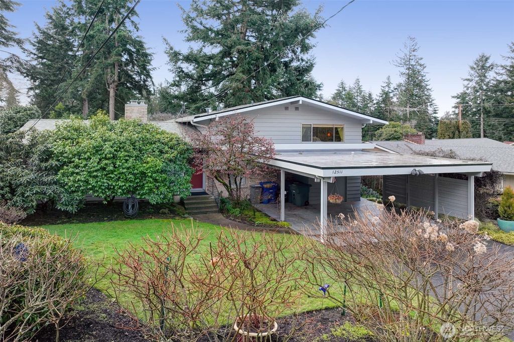 Photo of 12511 SE 53rd Street, Bellevue, WA 98006 (MLS # 2327360)