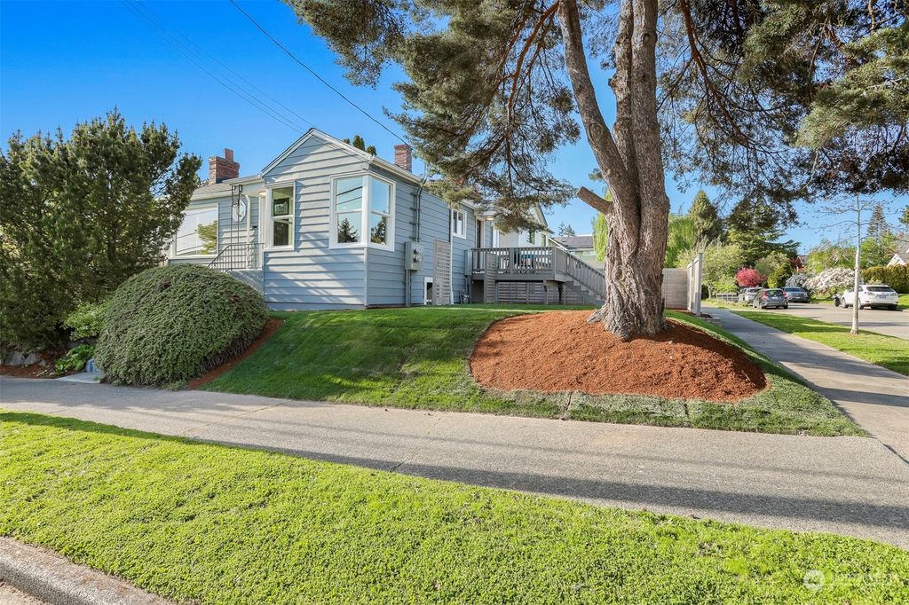 Photo of 4602 SW Juneau Street #1, Seattle, WA 98136 (MLS # 2056934)