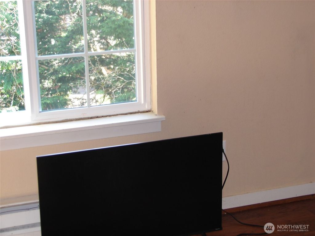 Photo of 10605 SE 261st Place #D302, Kent, WA 98030 (MLS # 2487680)