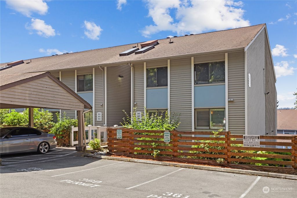 Photo of 31510 106th Place SE #R-201, Auburn, WA 98092 (MLS # 2147341)