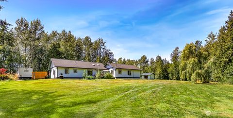 Photo of 19379 Morton Road, Burlington, WA 98233 (MLS # 2423664)