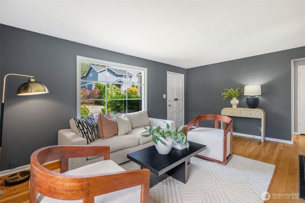 Photo of 5817 56th Ave Ave NE, Seattle, WA 98105 (MLS # 2417590)
