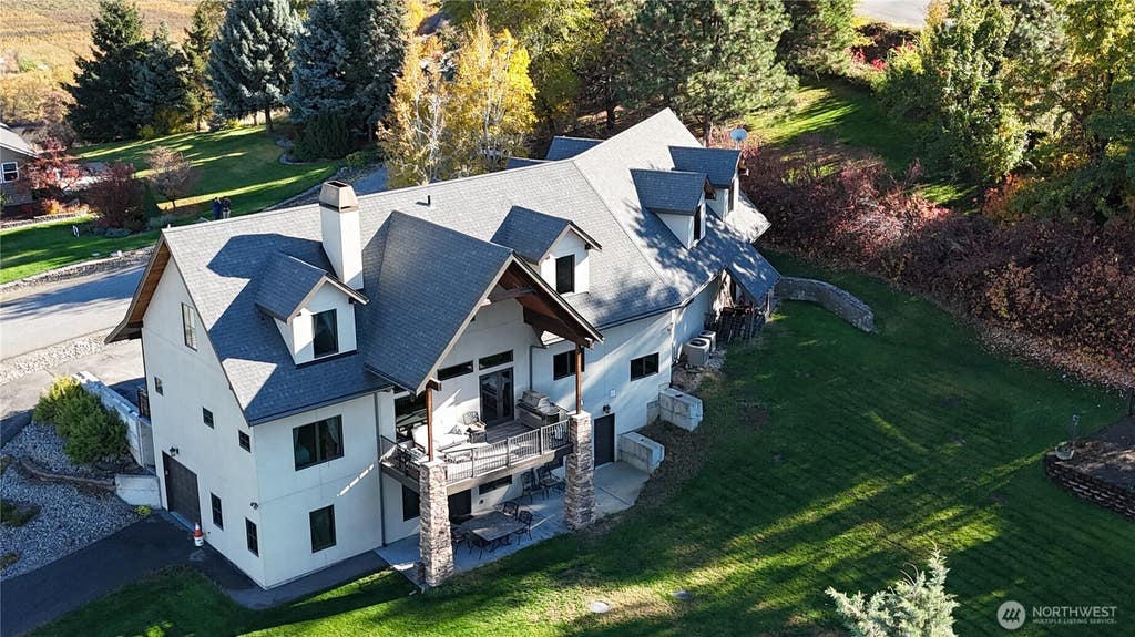 Photo of 5186 Vista Heights Place, Cashmere, WA 98815 (MLS # 2557747)