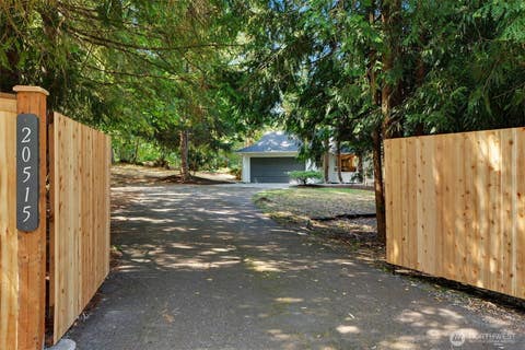 Photo of 20515 196th Avenue SE, Renton, WA 98058 (MLS # 2570394)
