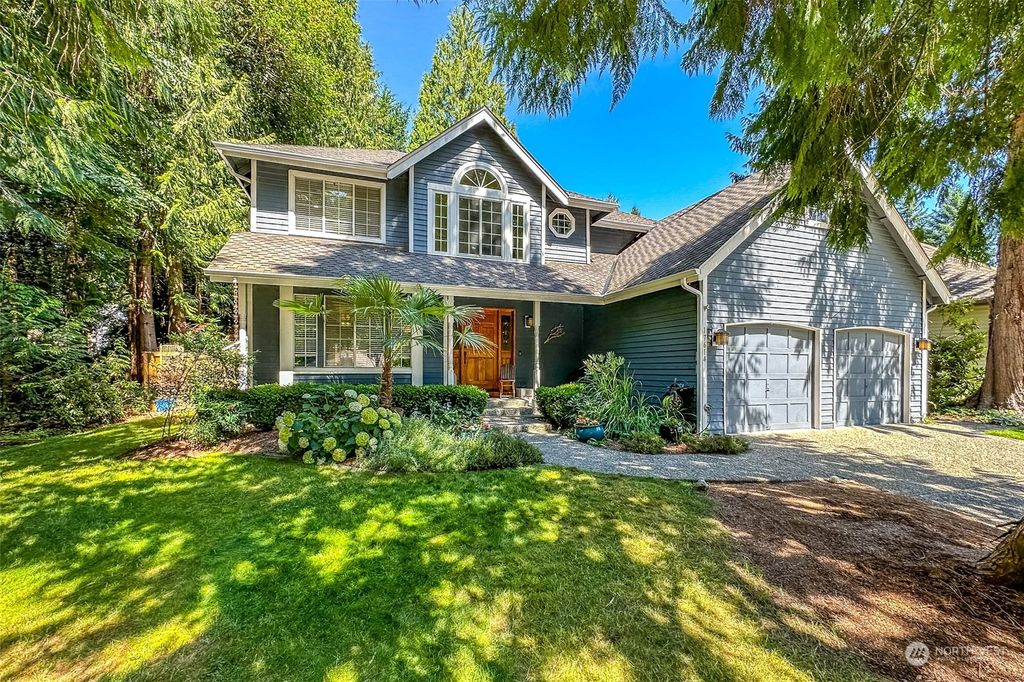 Photo of 17614 NE 138th Street, Redmond, WA 98052 (MLS # 2145924)
