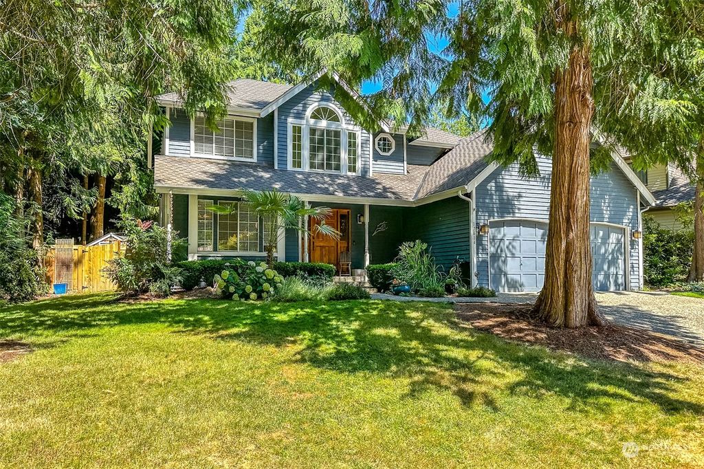 Photo of 17614 NE 138th Street, Redmond, WA 98052 (MLS # 2145924)