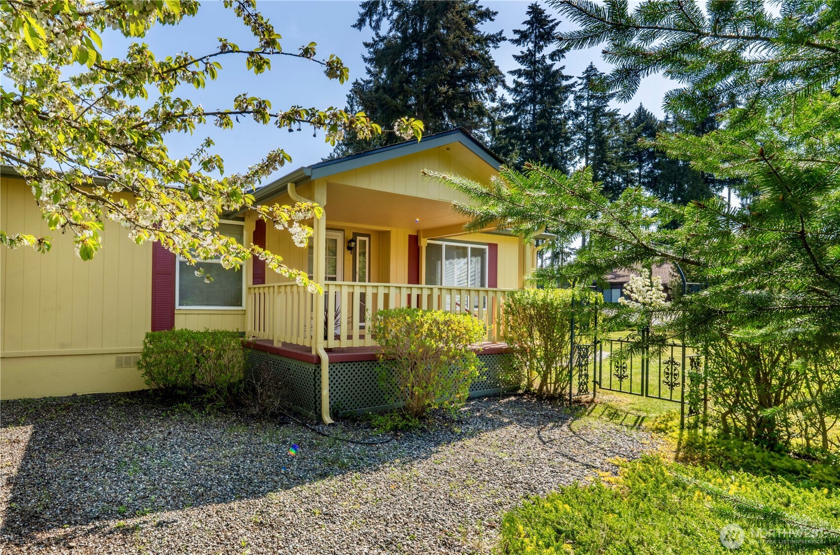 40 Green Meadows Drive