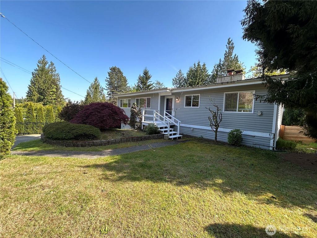 Photo of 10231 NE 24th Street, Bellevue, WA 98004 (MLS # 2491842)