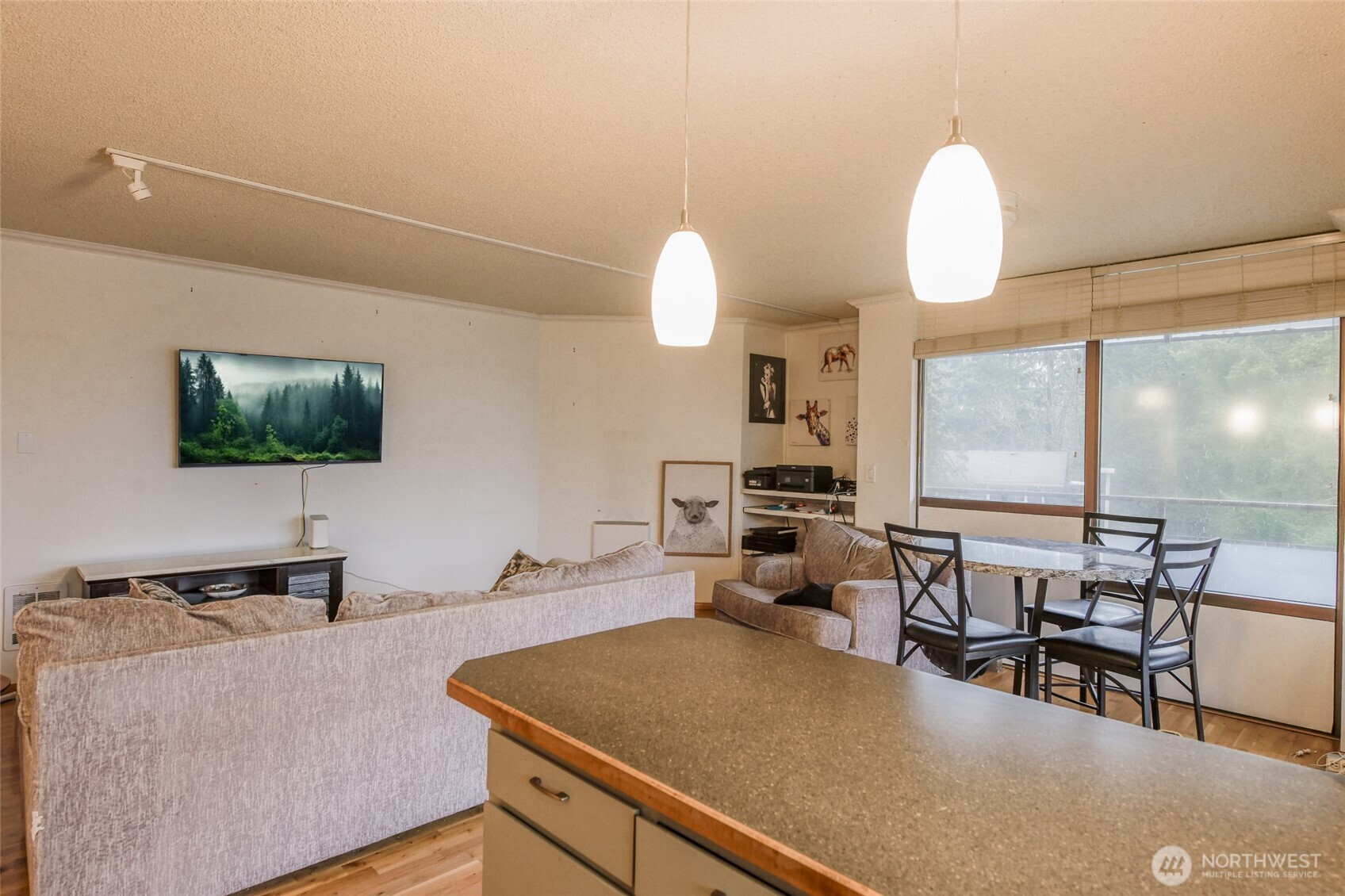 1910 Evergreen Park Drive SW 302
