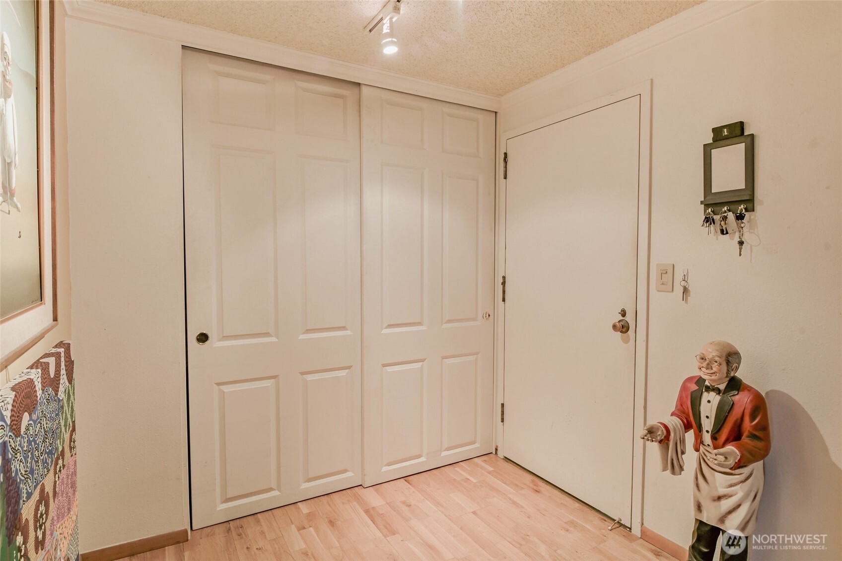1910 Evergreen Park Drive SW 302