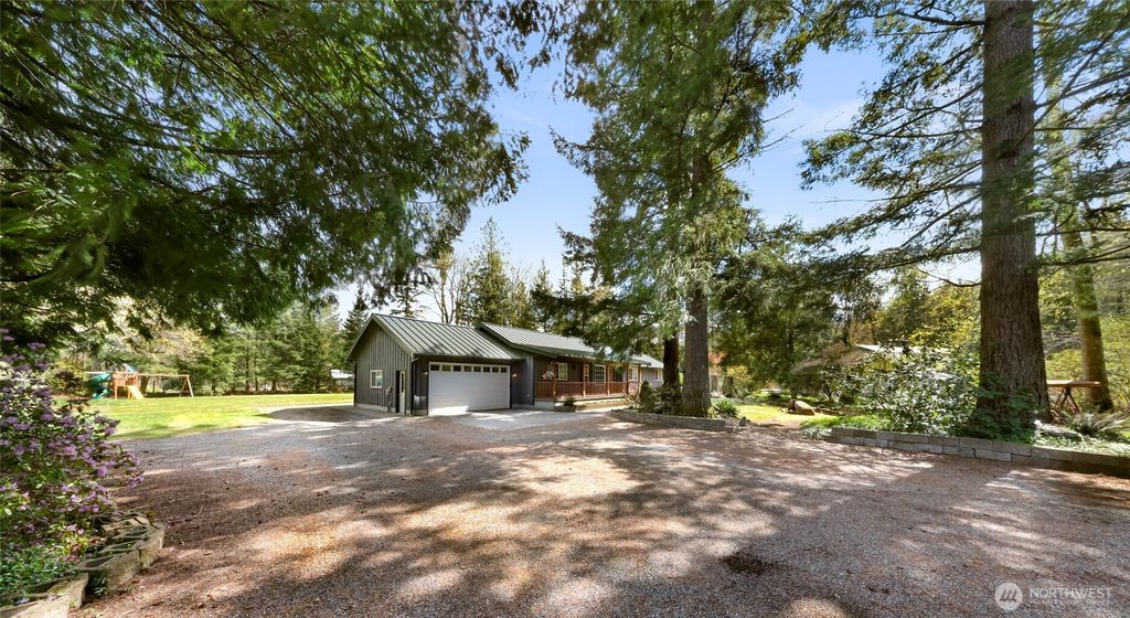 Photo of 9088 Kendall Road, Sumas, WA 98295 (MLS # 2495750)