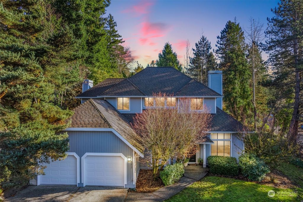 Photo of 14212 SE 63rd Street, Bellevue, WA 98006 (MLS # 2181921)