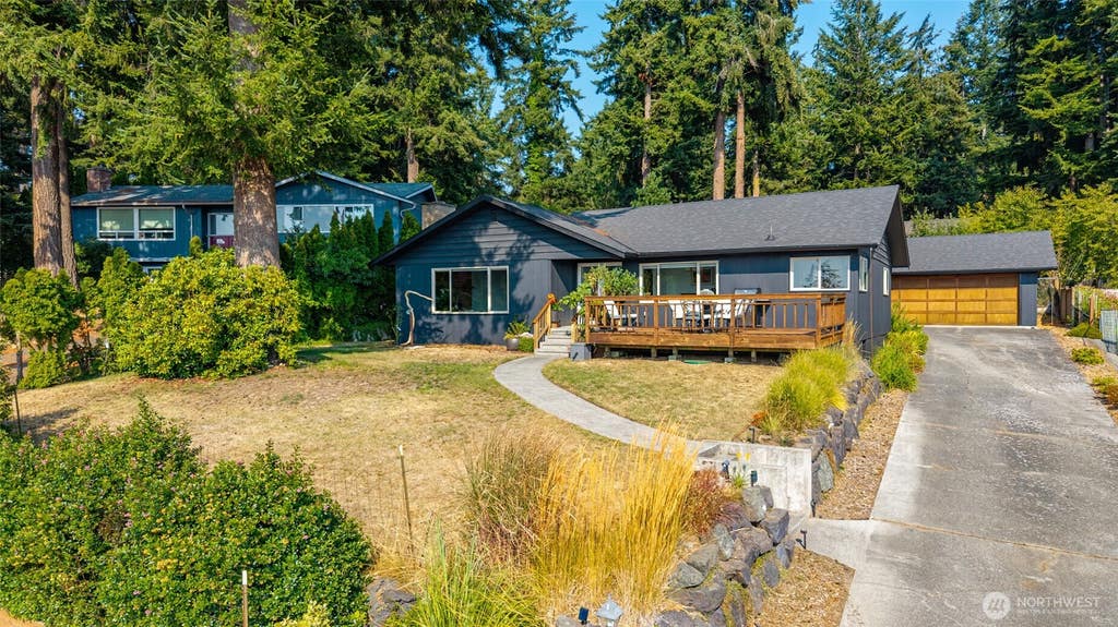 Photo of 5959 Sundown Lane, Freeland, WA 98249 (MLS # 2571030)