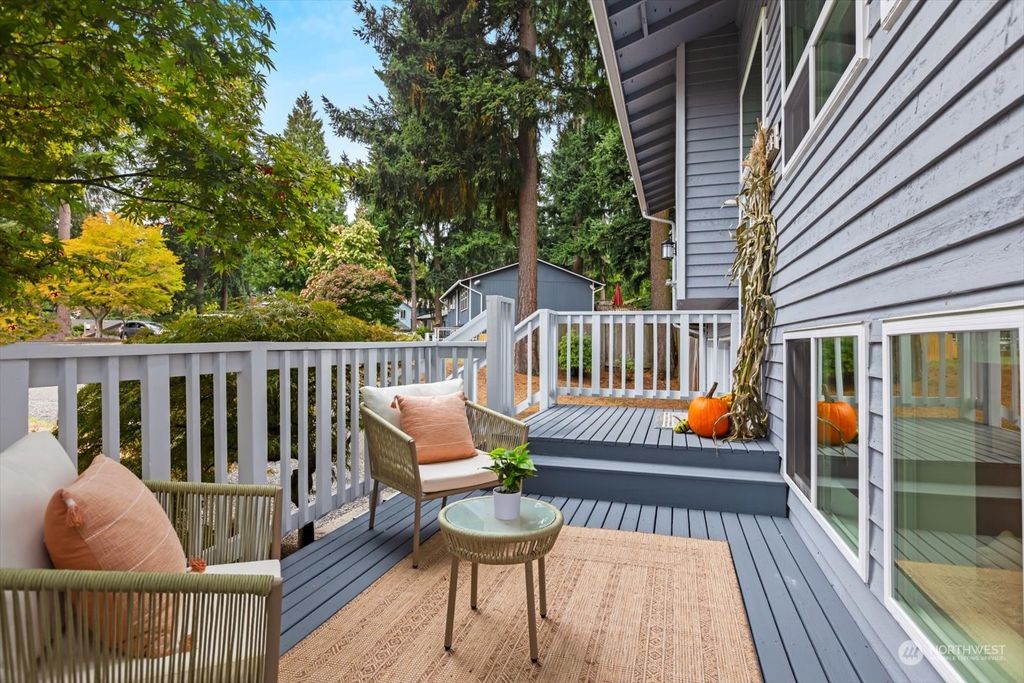 Photo of 18318 129th Place NE, Bothell, WA 98011 (MLS # 2166065)