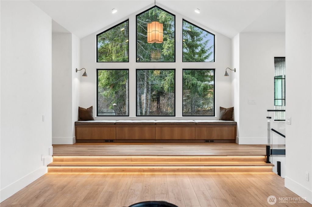 Photo of 1501 Kokanee Loop, Cle Elum, WA 98922 (MLS # 2507143)