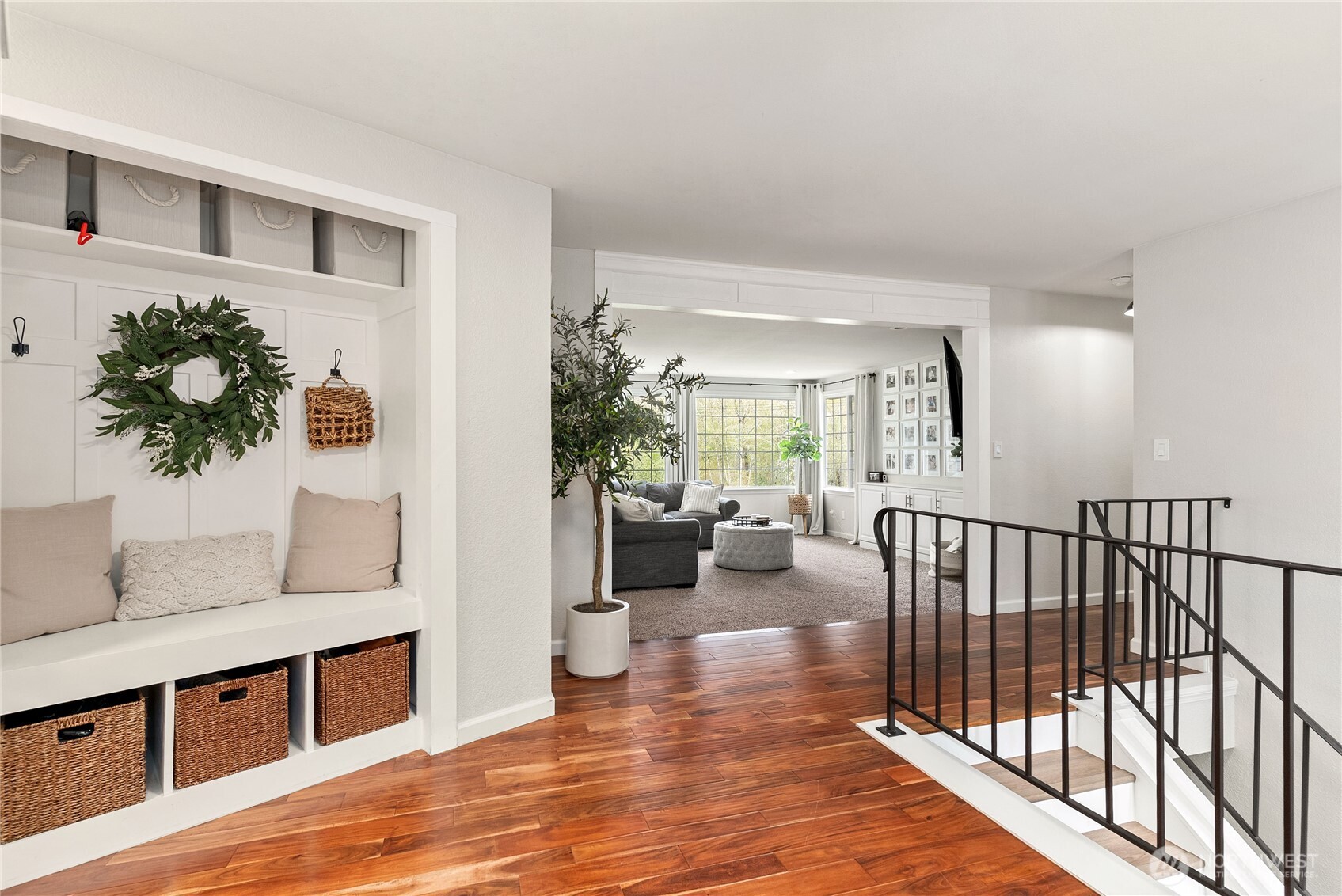 6615 Silver Springs Drive NW