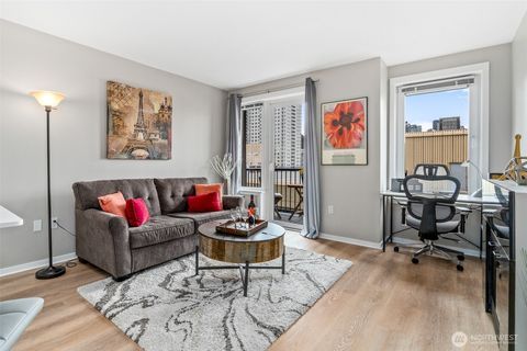 Photo of 2721 1st Avenue #809, Seattle, WA 98121 (MLS # 2537794)