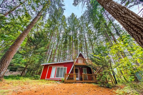 A home in Packwood