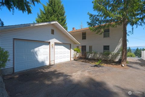 A home in Everett