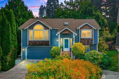 Photo of 302 18th Place, Snohomish, WA 98290 (MLS # 2565767)