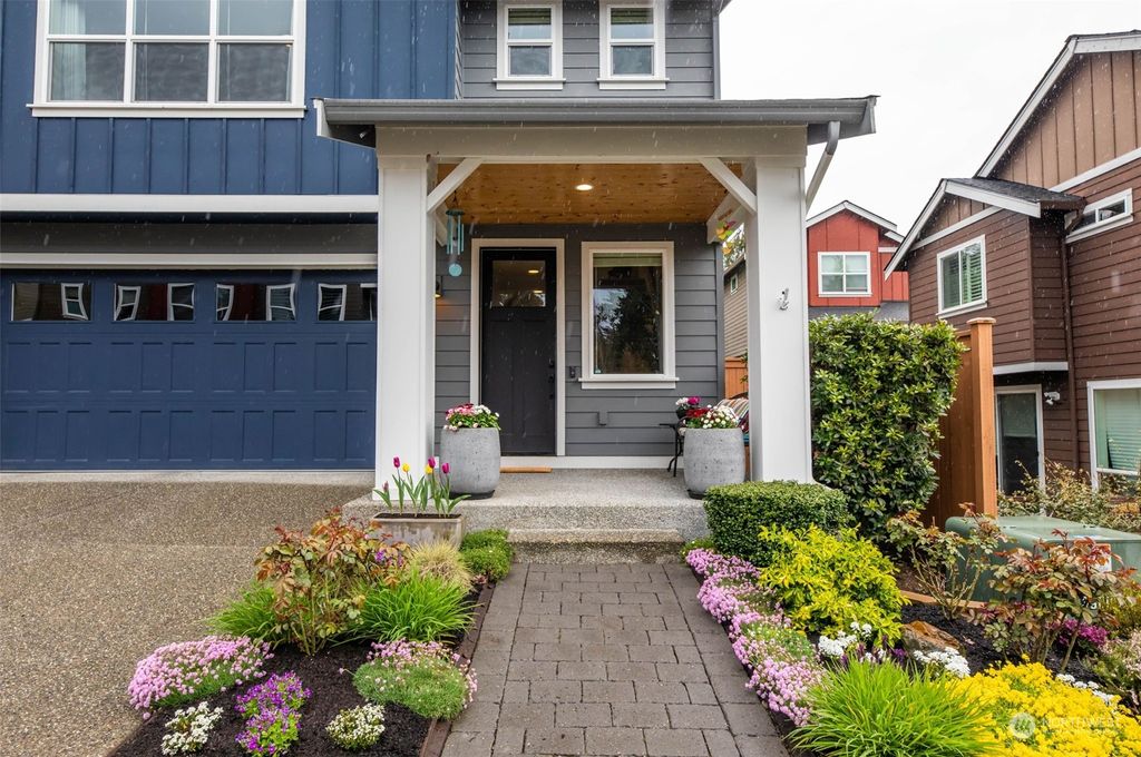 Photo of 21602 56th Place W, Mountlake Terrace, WA 98043 (MLS # 2226656)