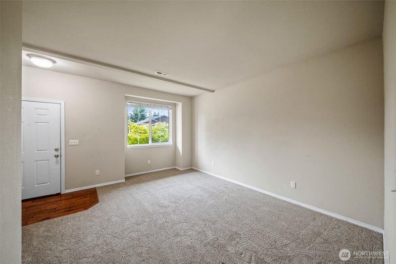 2523 10th Court SE