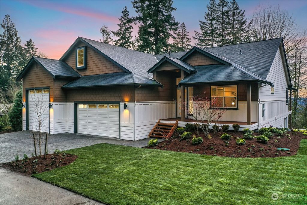 Photo of 14917 196th Avenue SE, Renton, WA 98059 (MLS # 2032894)