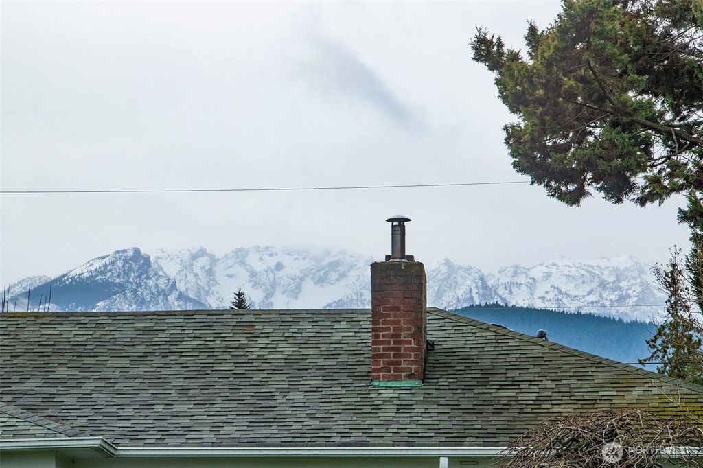 Photo of 413 E Orcas Avenue, Port Angeles, WA 98362 (MLS # 2492872)