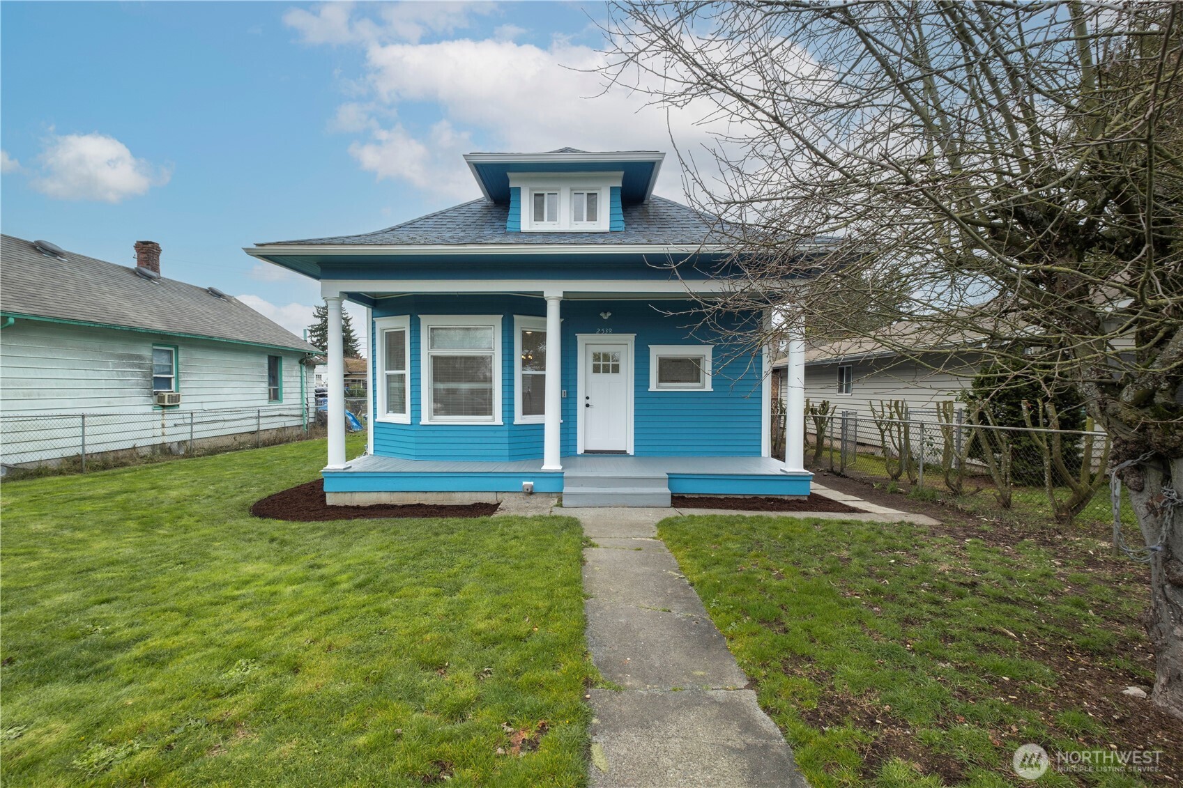 2538 Martin Luther King Jr Way