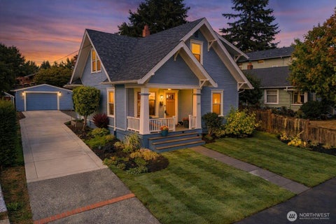 Photo of 7337 Jones Avenue NW, Seattle, WA 98117 (MLS # 2546579)