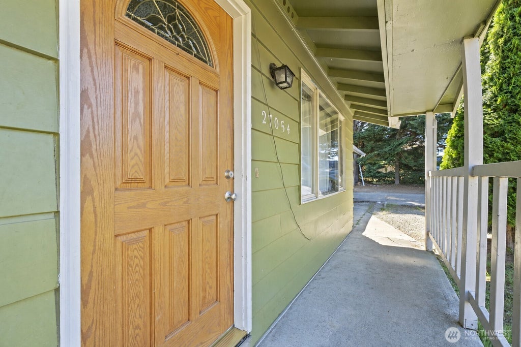 Photo of 27054 124TH Avenue SE, Kent, WA 98030 (MLS # 2586069)