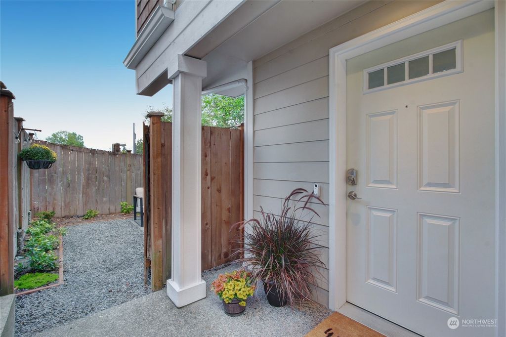 Photo of 12032 28th NE #B, Seattle, WA 98125 (MLS # 1996682)