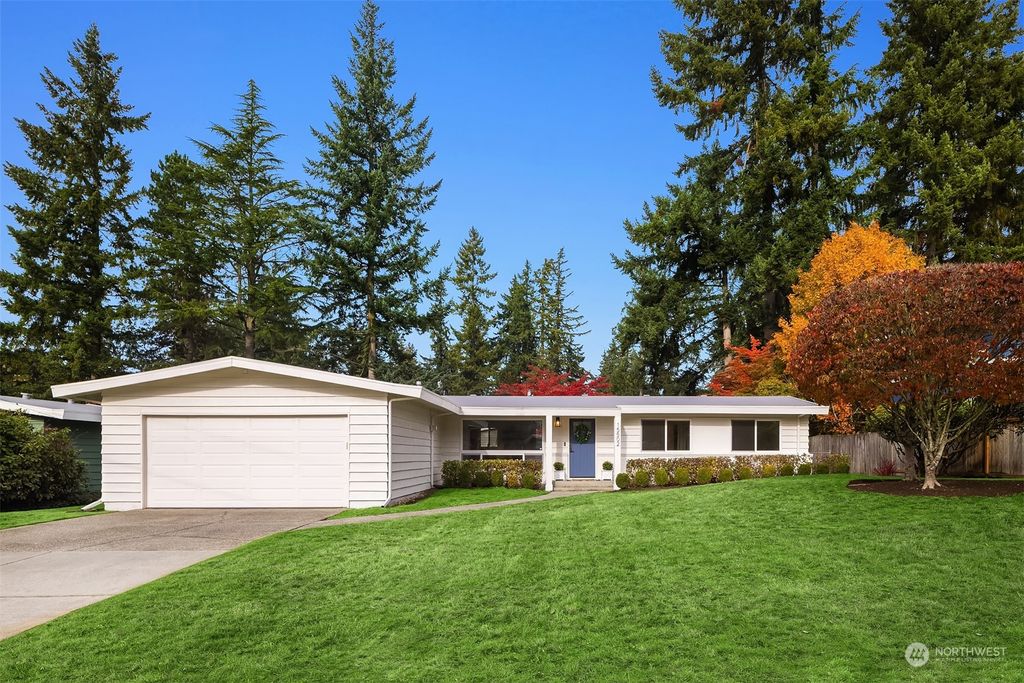 Photo of 15502 SE 25th Street, Bellevue, WA 98007 (MLS # 2195837)