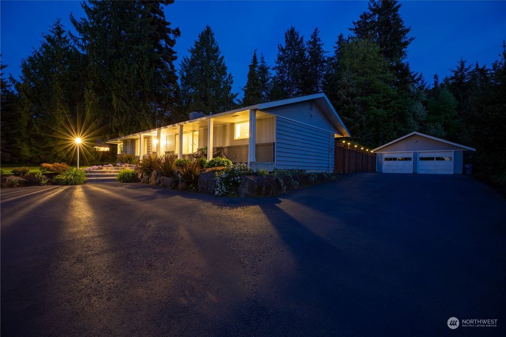 Photo of 8498 Talbot Road, Edmonds, WA 98026 (MLS # 2230904)