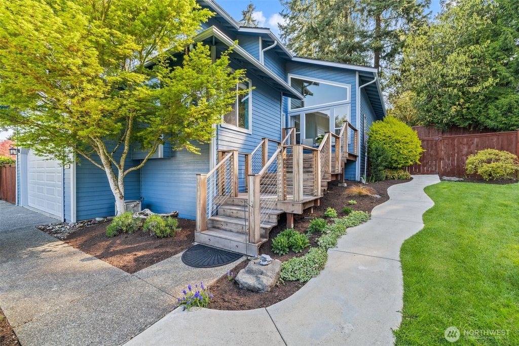 Photo of 4934 S 315th Place, Auburn, WA 98001 (MLS # 2358954)