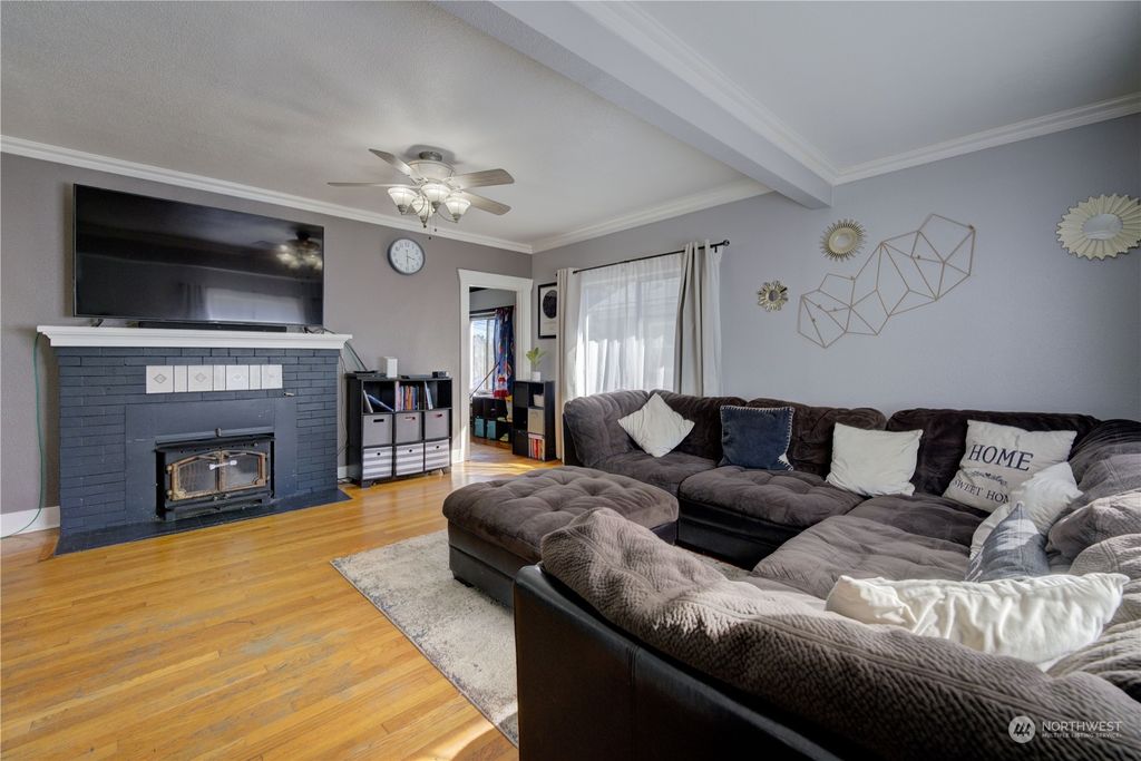 Photo of 4807 S 3rd Avenue, Everett, WA 98203 (MLS # 2162614)