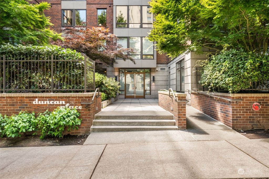 Photo of 4547 8th Avenue NE #309, Seattle, WA 98105 (MLS # 2139233)