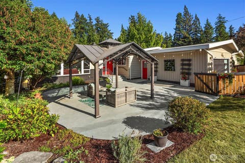 Photo of 1512 167th Avenue SE, Bellevue, WA 98008 (MLS # 2571944)