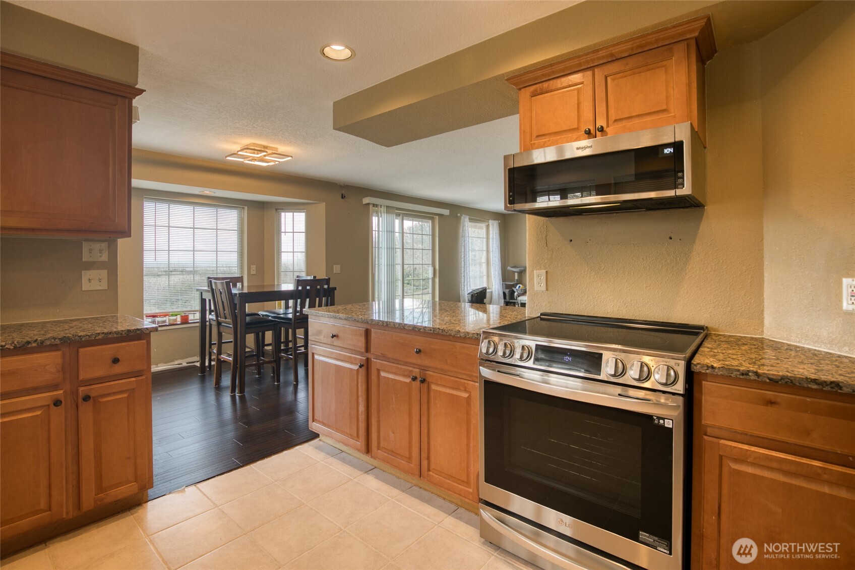 138 Olympic View Avenue NE