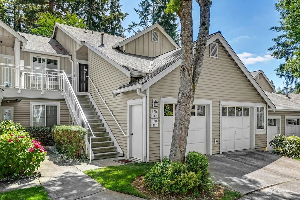 Photo of 9716 178th Place NE #202, Redmond, WA 98052 (MLS # 2257196)