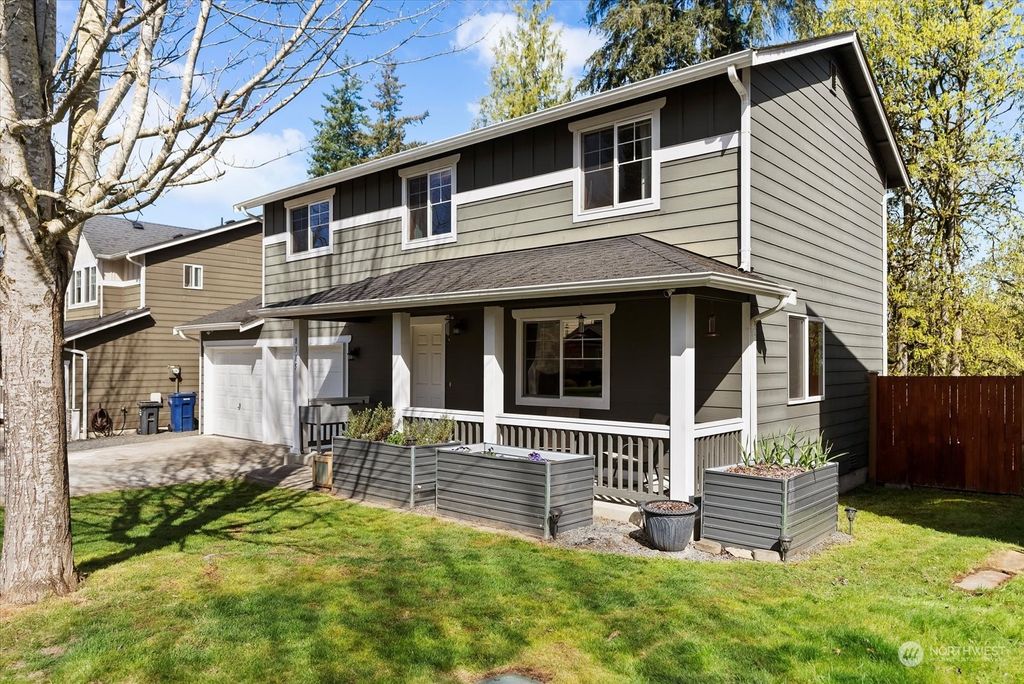 Photo of 8315 65th Place NE, Marysville, WA 98270 (MLS # 2224038)