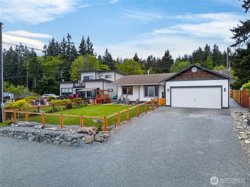 1584 Country Club Drive