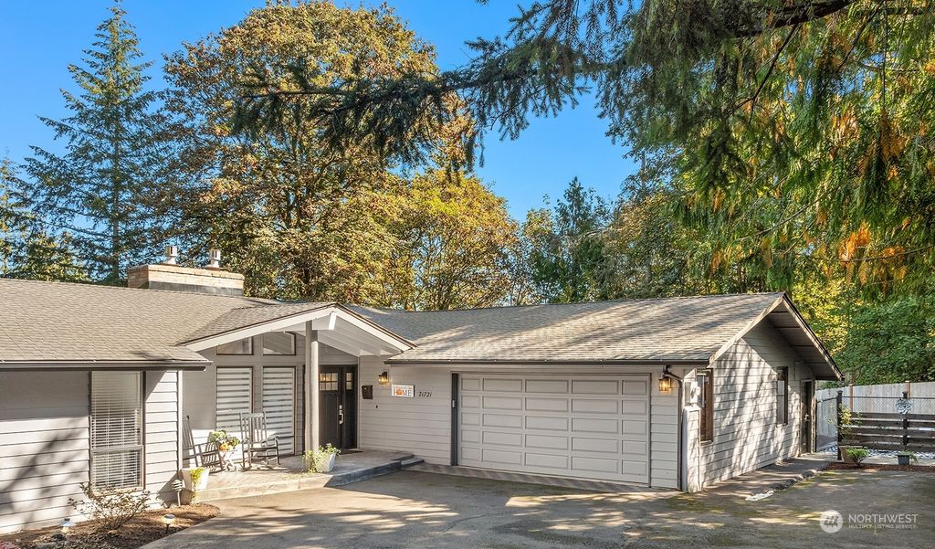 Photo of 21721 SE 254th Place, Maple Valley, WA 98038 (MLS # 2299934)