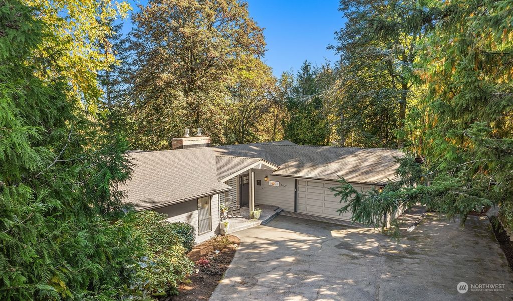 Photo of 21721 SE 254th Place, Maple Valley, WA 98038 (MLS # 2299934)